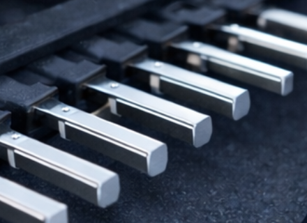 Pins & contact elements